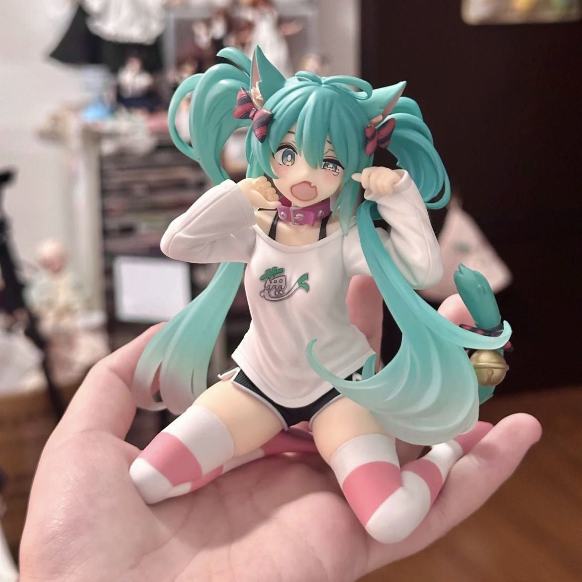 MIKU Kawaii Anime Cat Girl PVC Figure – Cute Collectible Desk Decoration
